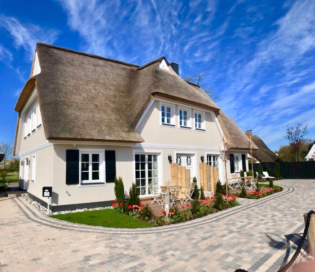 Traumhaus Unter Reet Lägenhet Zingst Exteriör bild